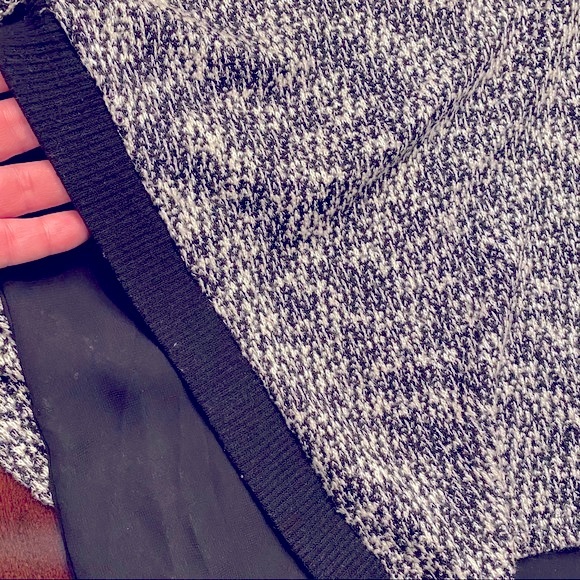 BAR III TWEED LAYERED PULLOVER TOP SMALL - Picture 7 of 8